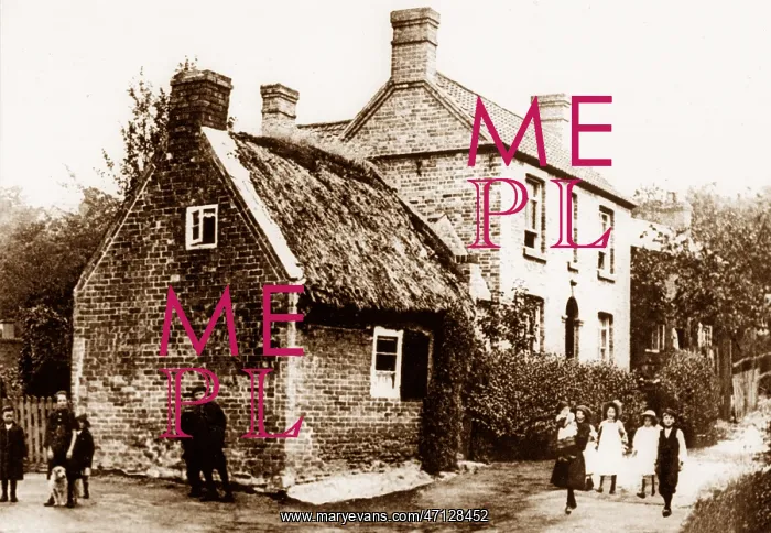  : Old cottage, Lowdham early 1900's