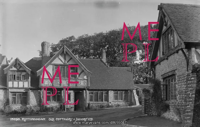 : Old Cottage in Rottingdean : Old Cottage in Rottingdean