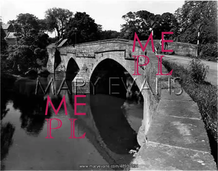 : OLD CRAMOND BRIDGE : OLD CRAMOND BRIDGE