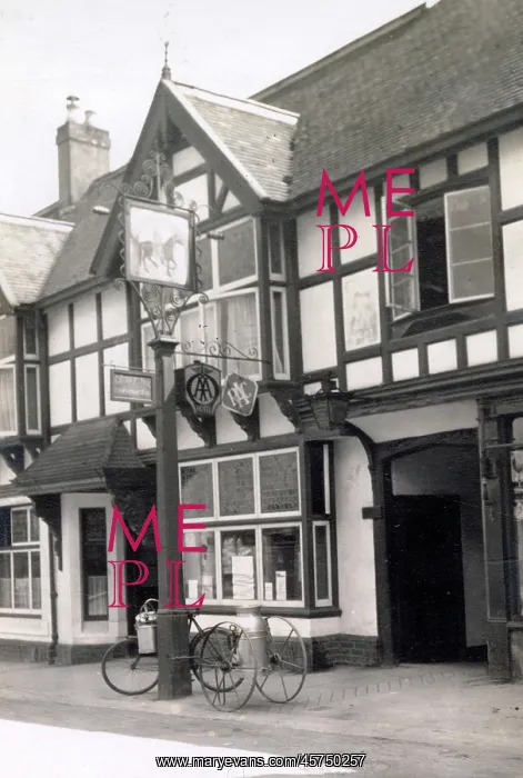 : Old George Inn, Winchcombe, Gloucestershire : Old George Inn, Winchcombe, Gloucestershire