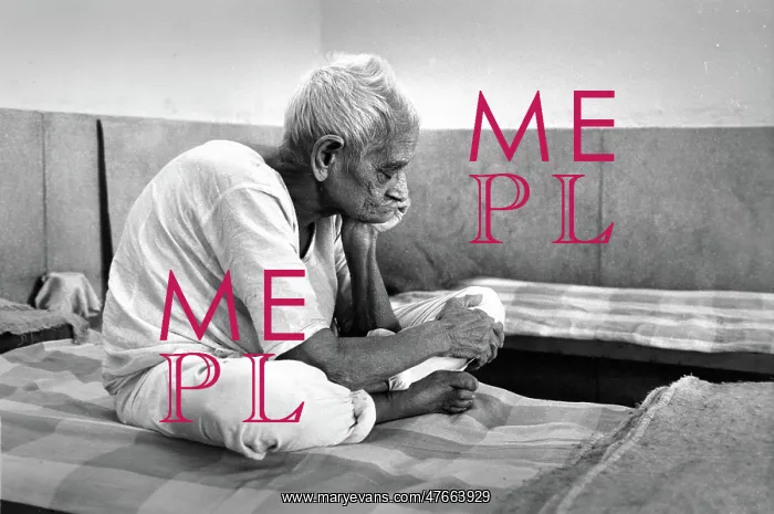 : Old man on hospital bed, Jaipur : Old man on hospital bed, Jaipur
