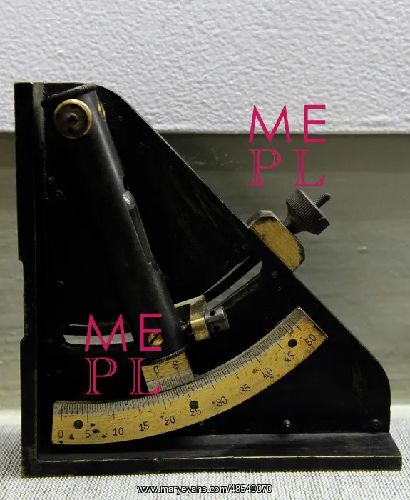 : Old navigational instruments. Sextant. 19th-20th centuries : Old navigational instruments. Sextant. 19th-20th centuries