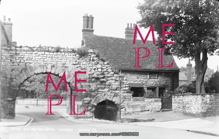: Old Roman Gate, Lincoln : Old Roman Gate, Lincoln