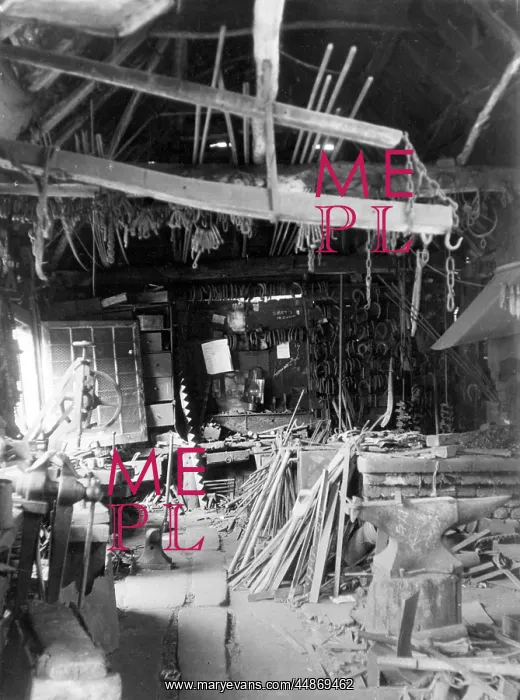 : OLD SMITHY INTERIOR : OLD SMITHY INTERIOR