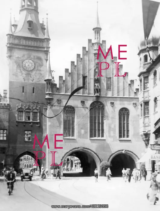 : Old town Hall in Munich, 1937 : Old town Hall in Munich, 1937