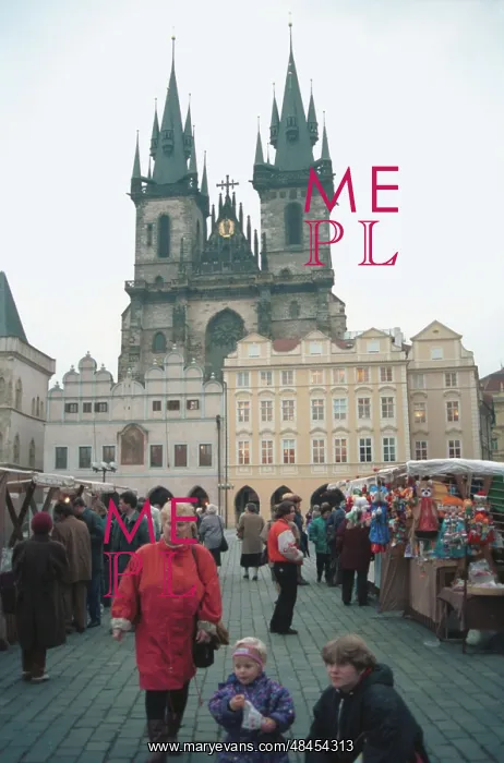 : Old Town Square - Prague, 1994 : Old Town Square - Prague, 1994