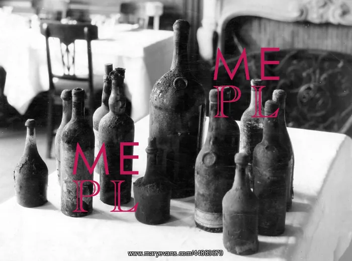 : OLD WINE BOTTLES : OLD WINE BOTTLES