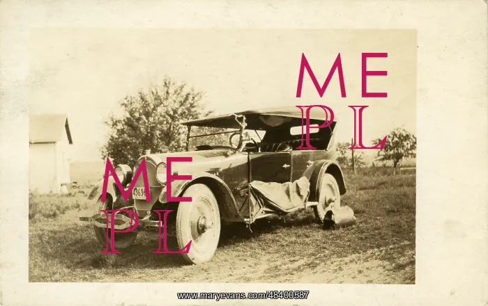  : Oldsmobile Vintage Car