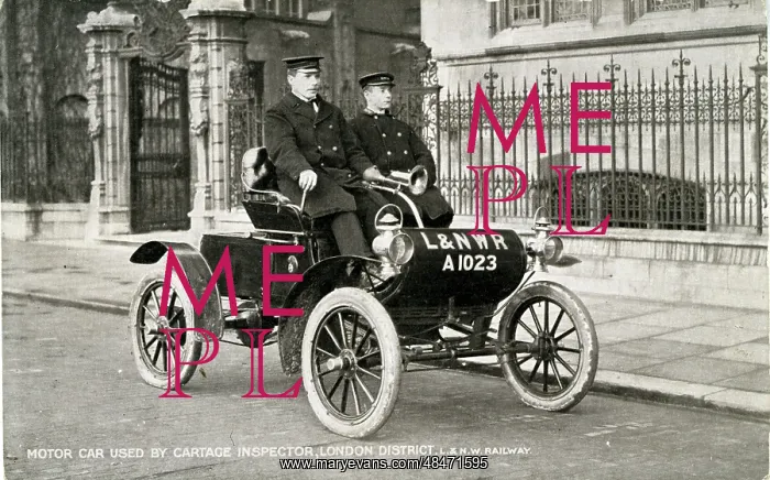 : Oldsmobile Vintage Car, Which was based at Euston Station, L : Oldsmobile Vintage Car, Which was based at Euston Station, L
