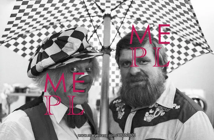 : Oleg Popov and Valentin Dikul, 1986 : Oleg Popov and Valentin Dikul, 1986