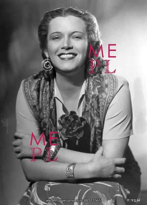 : Olga Chekhova : Olga Chekhova