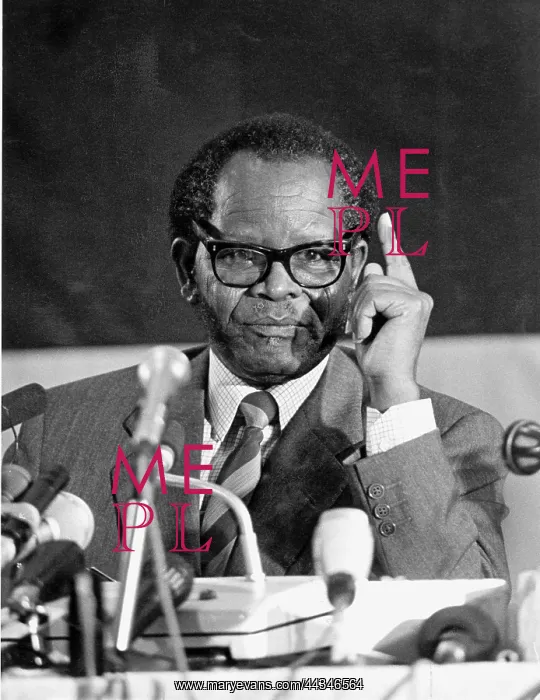 : Oliver Tambo : Oliver Tambo