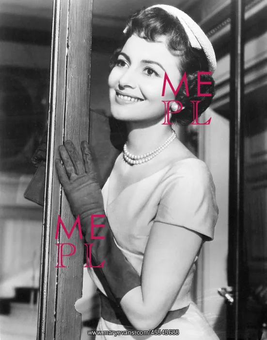  : Olivia Dehavilland
