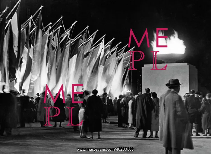 : Olympic Games in Berlin: Lights and flags Unter den Linden: : Olympic Games in Berlin: Lights and flags Unter den Linden: