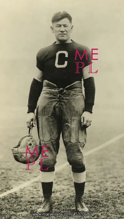  : Olympic Gold Medalist Jim Thorpe, in the uniform