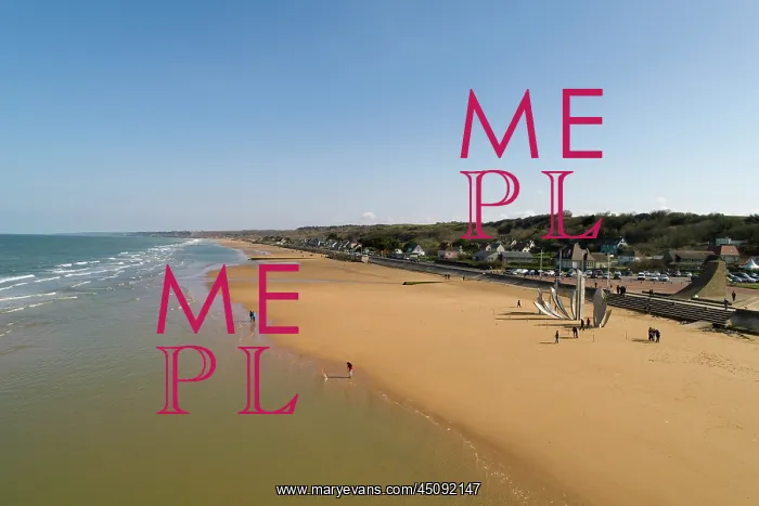 : Omaha beach, Saint-Laurent-sur-Mer, Normandy, France : Omaha beach, Saint-Laurent-sur-Mer, Normandy, France