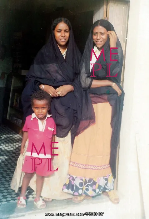 : Omani women in Oman : Omani women in Oman