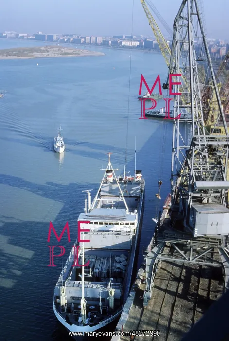 : Omsk river port, 1980 : Omsk river port, 1980