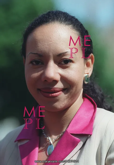  : Oona King MP
