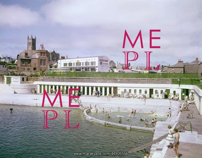 : Open air swimming pool, Penzance, Cornwall : Open air swimming pool, Penzance, Cornwall
