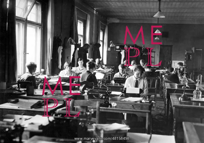 : Open-plan office, 1930 : Open-plan office, 1930