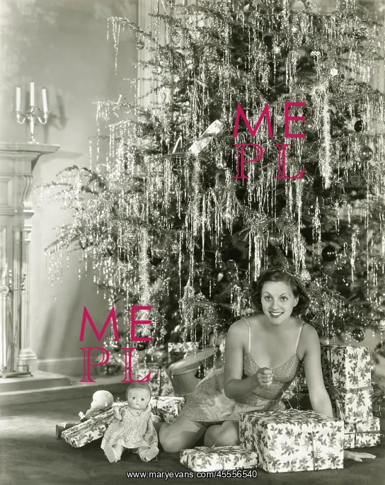  : Opening Christmas presents -