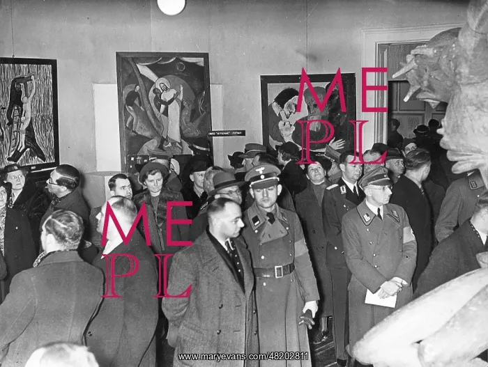 : Opening of the exhibition Degenerate Art in Berlin, 1938 : Opening of the exhibition Degenerate Art in Berlin, 1938