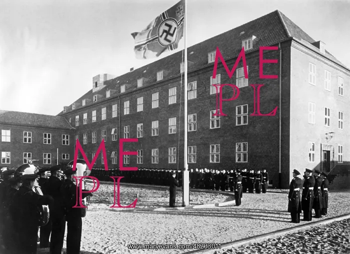 : Opening of the new Naval Mine Warfare School in Kiel-Wik : Opening of the new Naval Mine Warfare School in Kiel-Wik