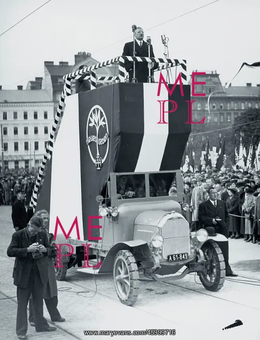 : Opening of the new Reichsbruecke : Opening of the new Reichsbruecke