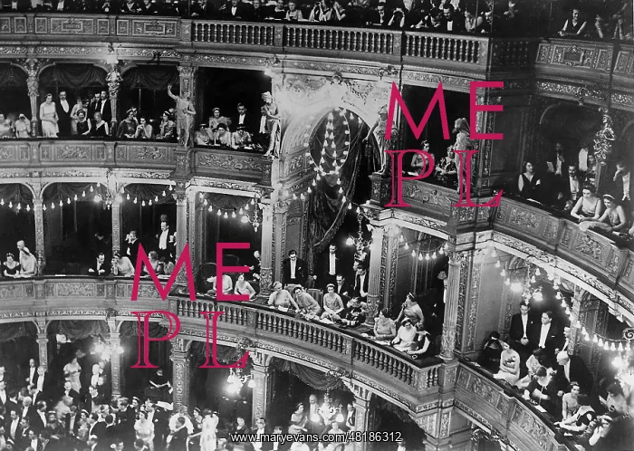  : Opera Ball in Budapest, 1934