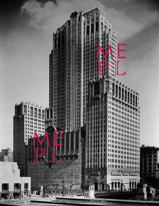 : Opera building in Chicago, 1933 : Opera building in Chicago, 1933