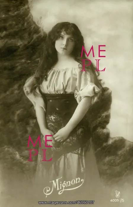 : Opera singer as Mignon : Opera singer as Mignon