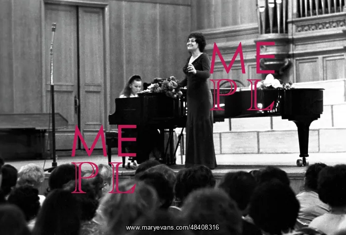 : Opera singer Tamara Sinyavskaya, 1984 : Opera singer Tamara Sinyavskaya, 1984