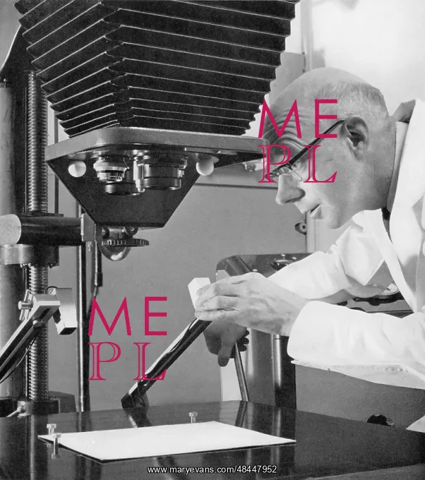 : Operating a Vertical Projector : Operating a Vertical Projector