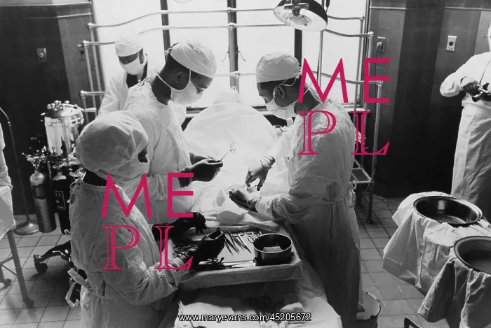 : Operation at Provident Hospital, Chicago, ? : Operation at Provident Hospital, Chicago, ?