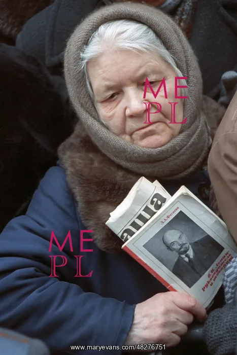 : Opposition in Manege Square, 1992 : Opposition in Manege Square, 1992