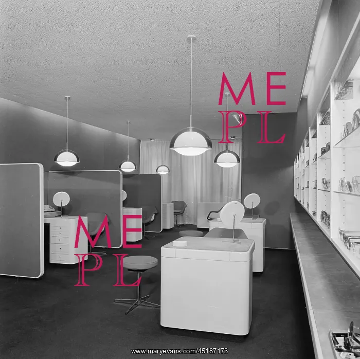 : Opticians shop : Opticians shop