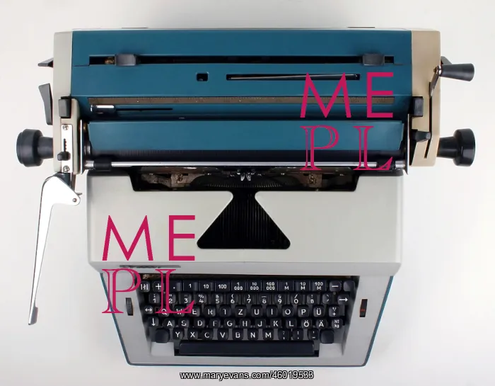: Optima M 16 mechanical typewriter : Optima M 16 mechanical typewriter
