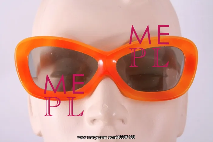 : Orange oblong plastic frame sunglasses, green : Orange oblong plastic frame sunglasses, green