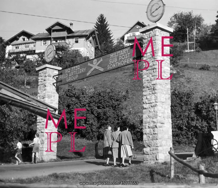 : Ordensburg Sonthofen is now US troops quarters : Ordensburg Sonthofen is now US troops quarters