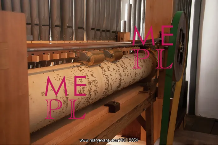 : Organ with crank drive (1502 and 1753) on the : Organ with crank drive (1502 and 1753) on the