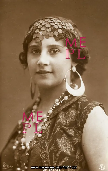 : Oriental Ottoman Beauty : Oriental Ottoman Beauty