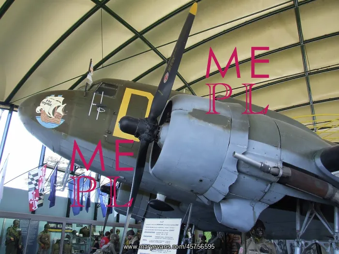 : Original D-Day C47 aircraft Argonia, Ste Mere Eglise : Original D-Day C47 aircraft Argonia, Ste Mere Eglise