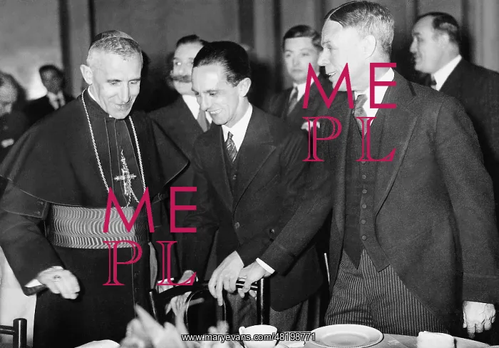 : Orsenigo, Joseph Goebbels, William E. Dodd, 1933 : Orsenigo, Joseph Goebbels, William E. Dodd, 1933