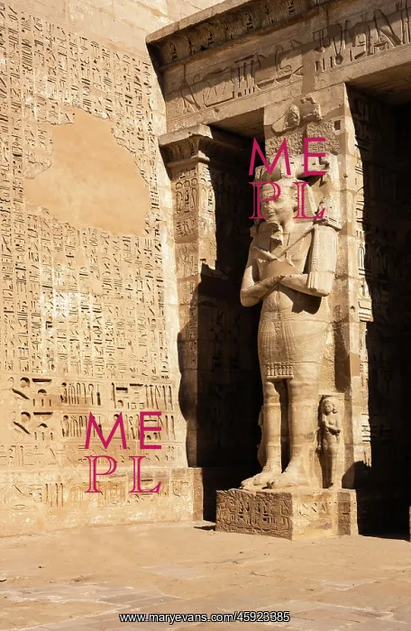 : Osirian column, Temple of Ramesses III, Medinet Habu, Thebes : Osirian column, Temple of Ramesses III, Medinet Habu, Thebes