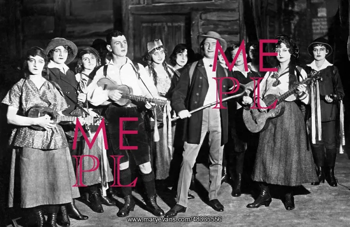 : Oskar Sabo as a Wandervogel in the Berlin Theater, 1916 : Oskar Sabo as a Wandervogel in the Berlin Theater, 1916