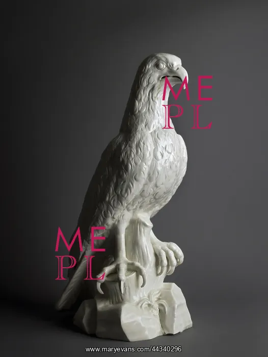 : Osprey. Meissen Porcelain Osprey figurine. J. J. Kandler (1706-1775) : Osprey. Meissen Porcelain Osprey figurine. J. J. Kandler (1706-1775)