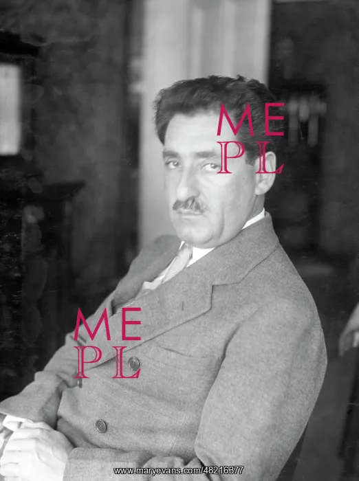 : Ossip Dymow : Ossip Dymow