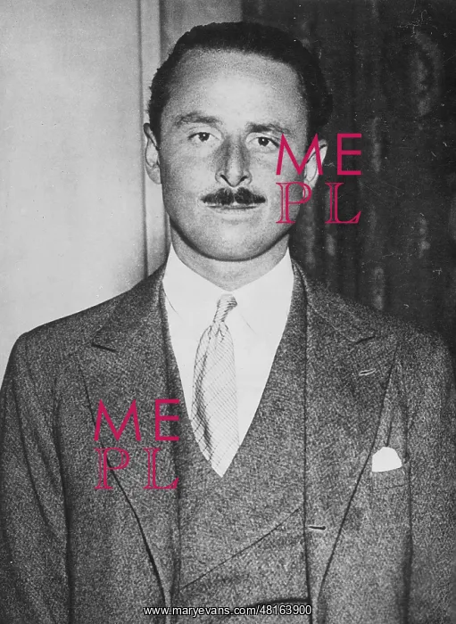 : Oswald Mosley : Oswald Mosley