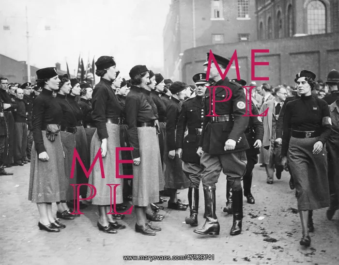  : Oswald Mosley with female members of the BUF